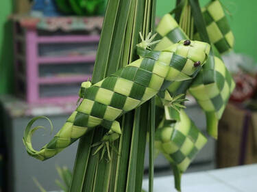 Ketupat, 5 votes Ketupat, 5 votes