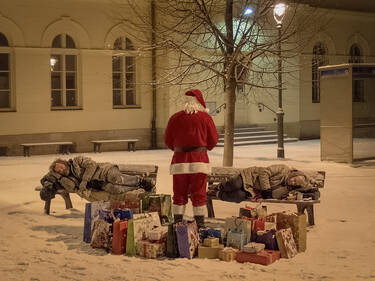 The night before Xmas, 4 votes The night before Xmas, 4 votes
